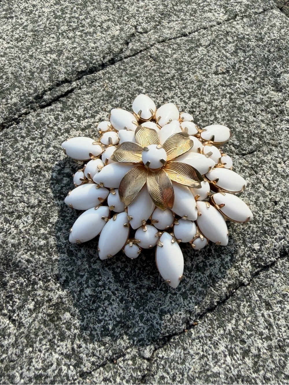 Vintage Weiss White Milk Glass Gold Leaf Floral Cluster Brooch